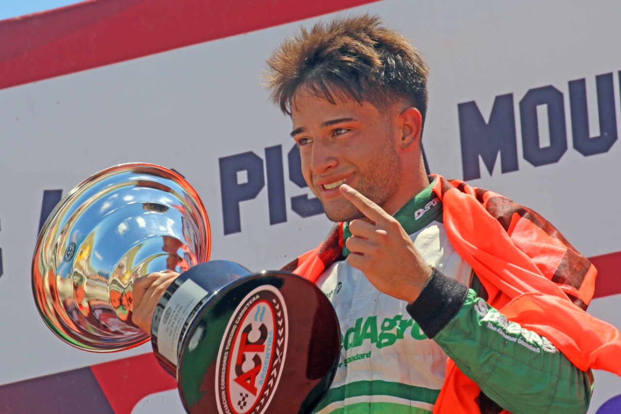 El color del TC Mouras en Concepción desde el foco de Berna Bosco: WhatsApp Image 2023-01-22 at 14.55.42 (1).jpeg